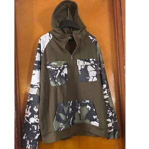 Men's camo hoodie
